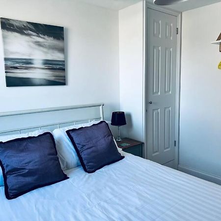 100 Steps To Broadstairs Beach - 2 Bedroom 3 Beds Exterior photo